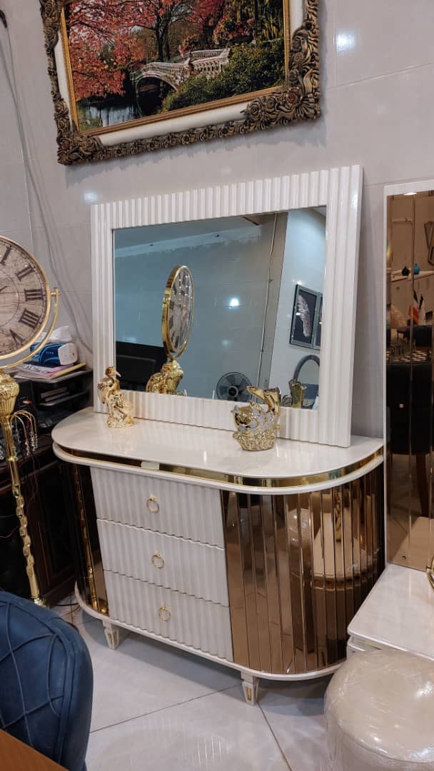 نگهداری از مبلمان چوبی